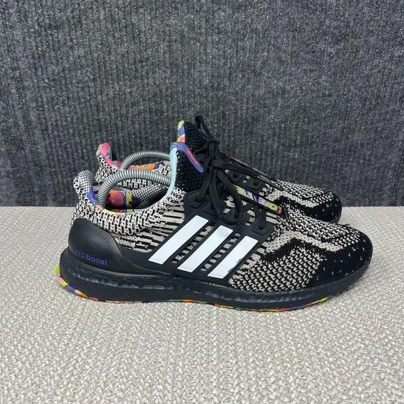 Adidas Ultraboost 5.0 DNA Kris Andrew Love Unites Pride Shoes Mens 9.5 GY4424 - Picture 1 of 8